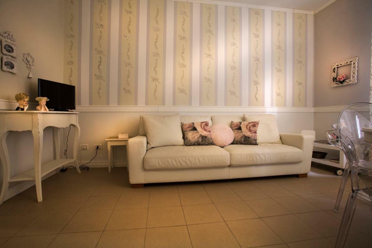 Ferienwohnung Casa Di Charme "Rosa-Rosae" Verona Exterior foto